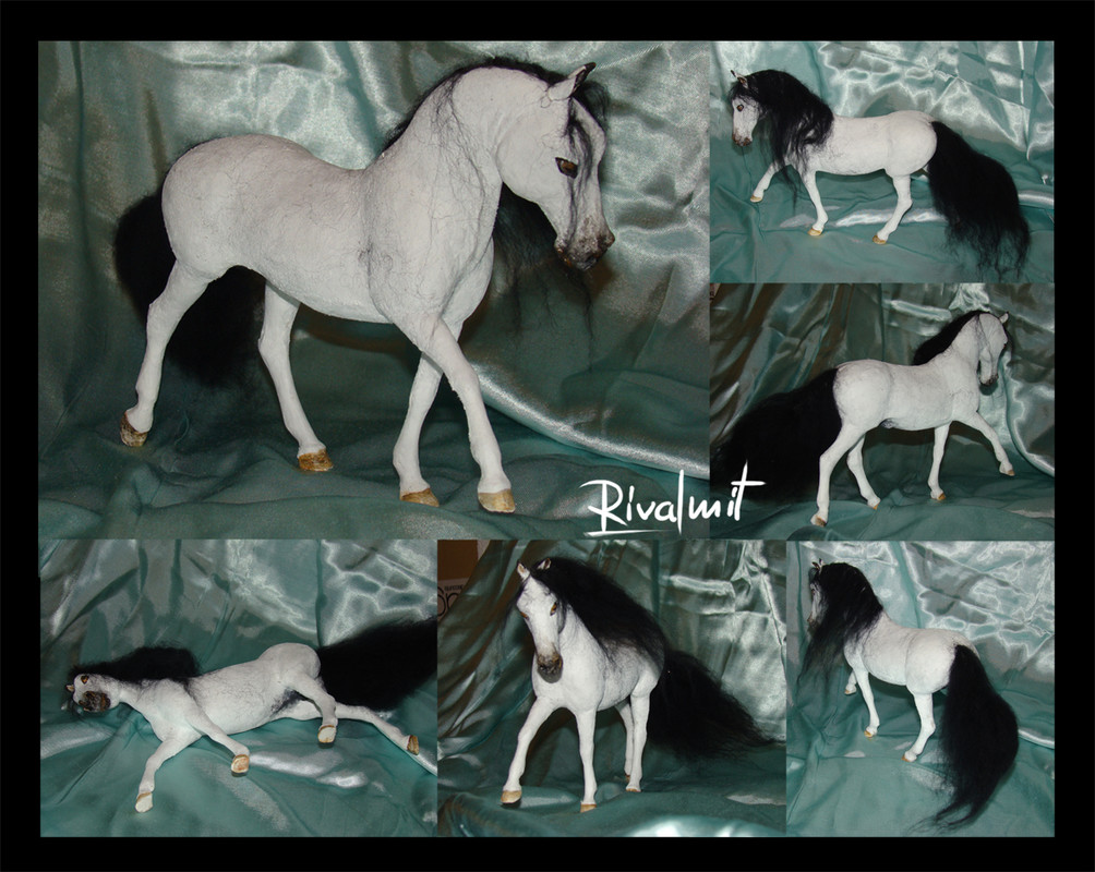 horse sculpture Horse 