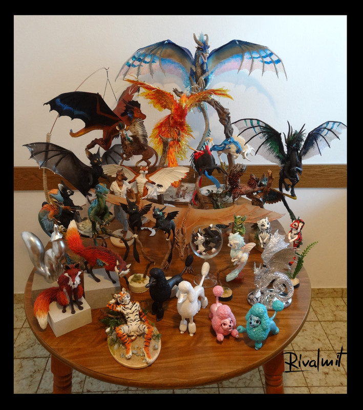 sculpture companion dog dragon cat poodle raptor phoenix bull deer batkitty fox tiger diamond skull Group photo